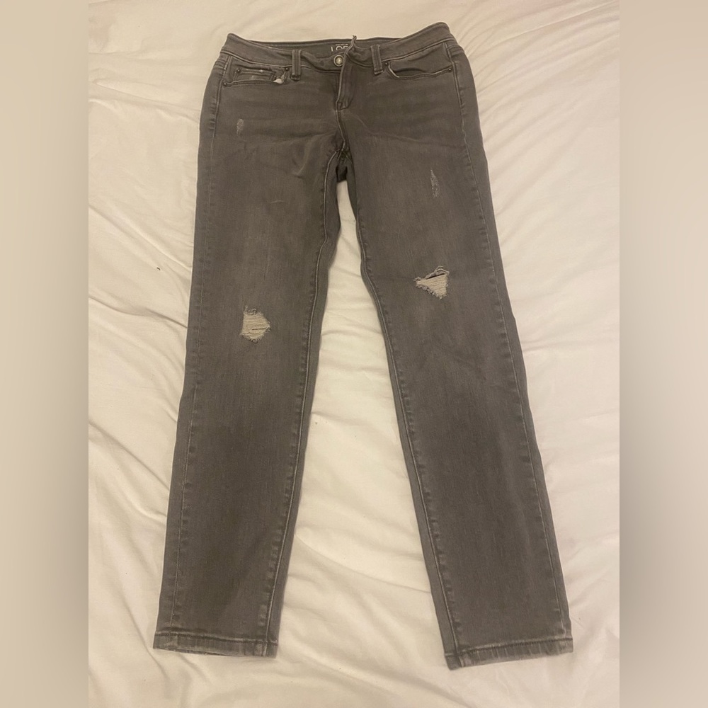 Ann Taylor grey distressed skinny jeans! Size 8 petite. Barely worn